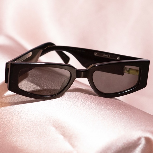 Heron Preston x Gentle Monster Level 0 black sunglasses - Picture 9 of 9